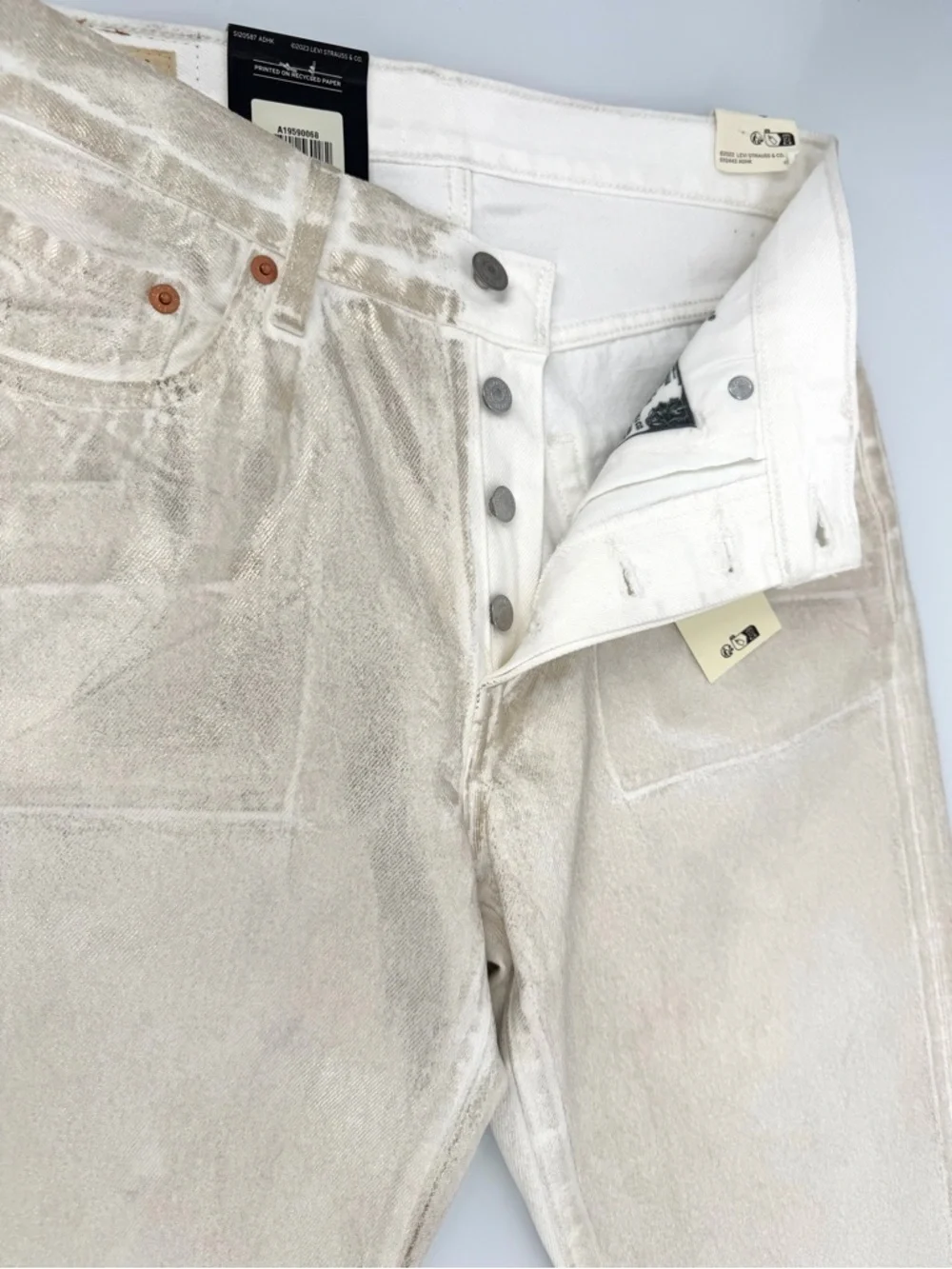 Levi's 501 90s Straight Leg Jeans in Metallic Off-White - Picture 5 of 15